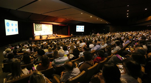 O evento foi prestigiado por mais de 2,2 mil médicos, no Minascentro.
